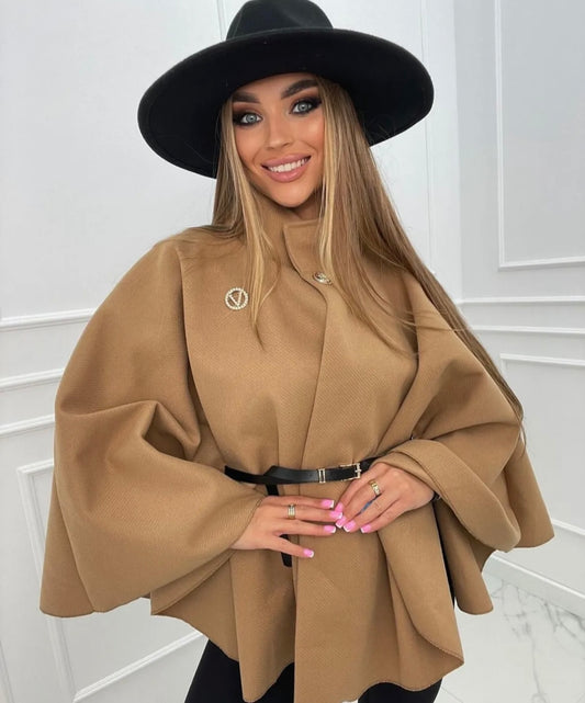 Poncho Angelina Camel